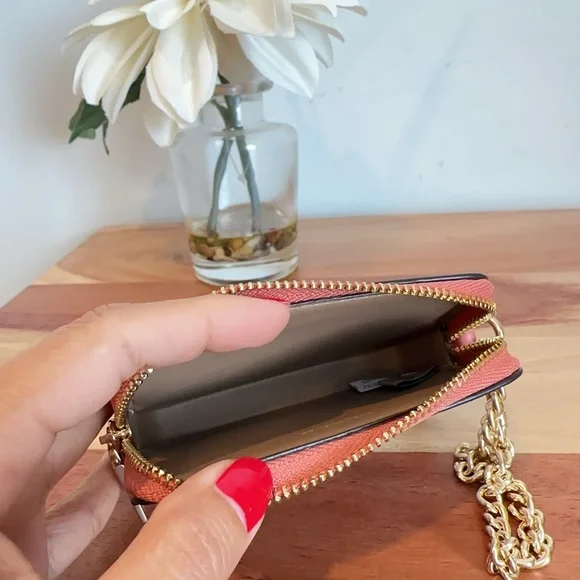 NWT Coach Zip Card Case In Signature Canvas With Floral Print - Picture 4 of 4